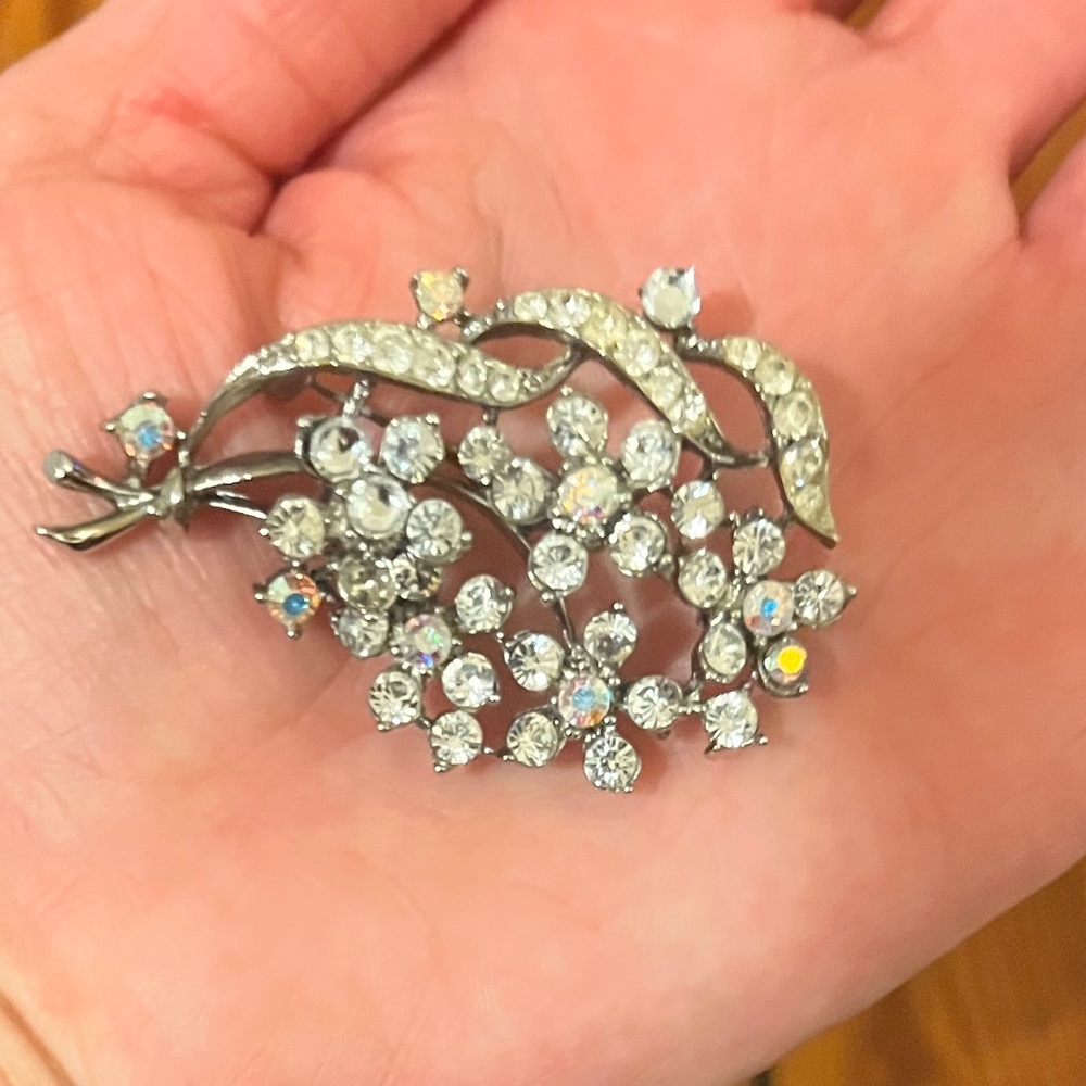 Vintage Signed Tara Rhinestone Floral Brooch Pin